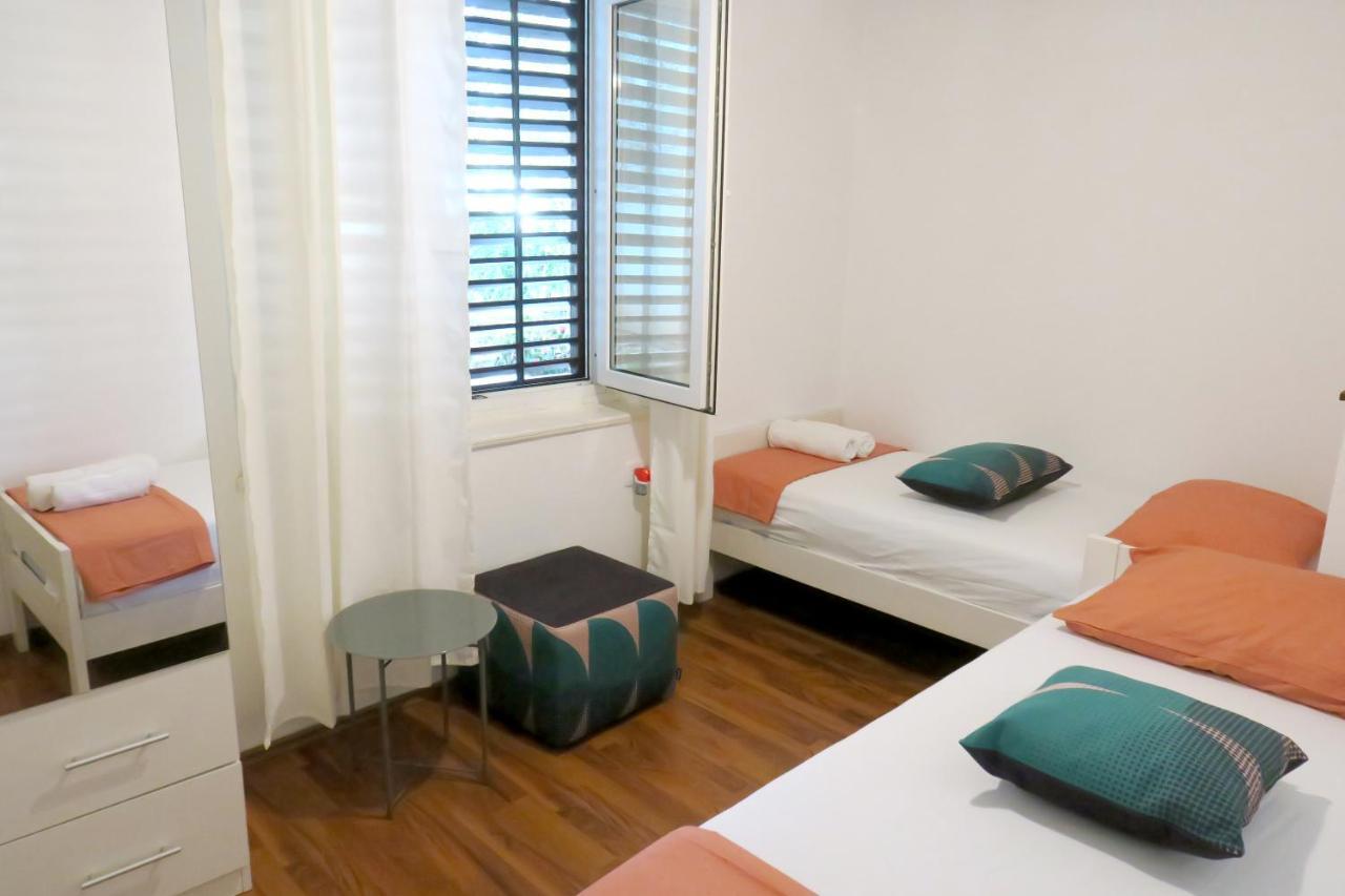 Elda Appartement Pula Buitenkant foto