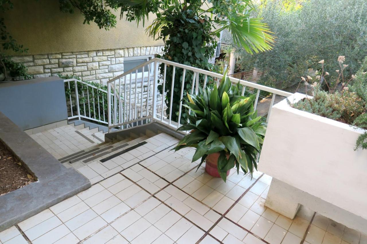 Elda Appartement Pula Buitenkant foto