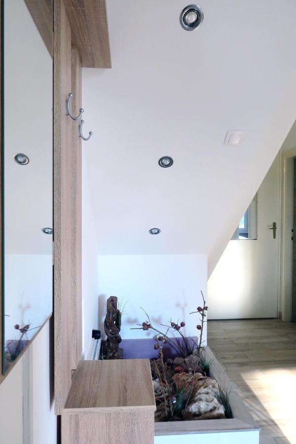 Elda Appartement Pula Buitenkant foto